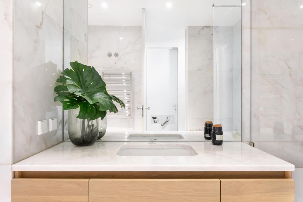 Joivy Elegant 1-Br Apartment In Perfect Centre ลิสบอน ภายนอก รูปภาพ